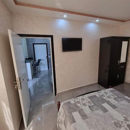 פנידק Comforts Apartments 1 מראה חיצוני תמונה