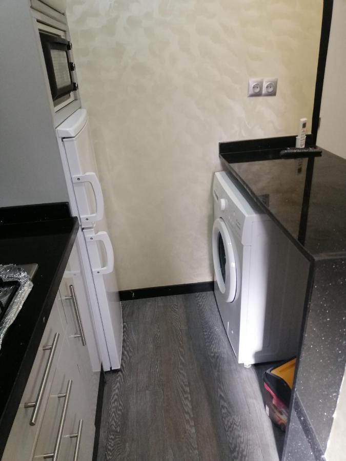 פנידק Comforts Apartments 1 מראה חיצוני תמונה