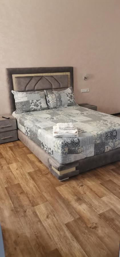 פנידק Comforts Apartments 1 מראה חיצוני תמונה
